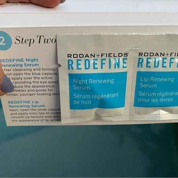 ORIGINAL GIAGlow Night Serum+ original Lip Serum Sample Card Redefine R+F - Picture 6 of 12